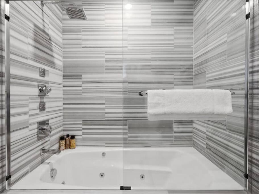 Cozysuites Dream 1Br, Ppg Paints Arena, Pitts Pittsburgh Exterior foto